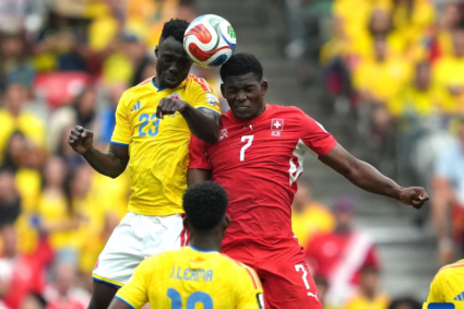 Suiza pasa a octavos de final tras vencer a Colombia